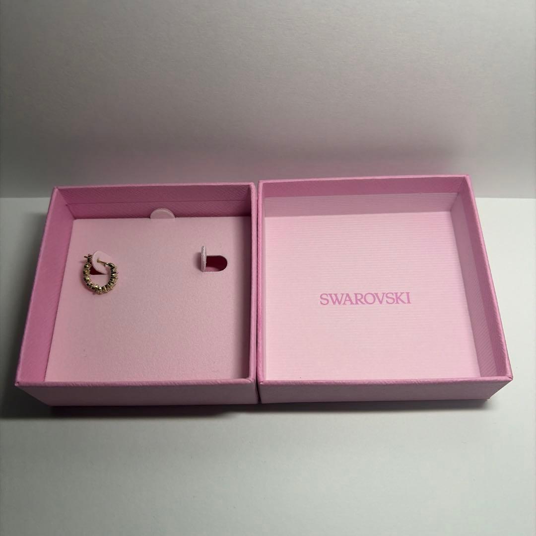 スワロフスキー　ピアス　片耳