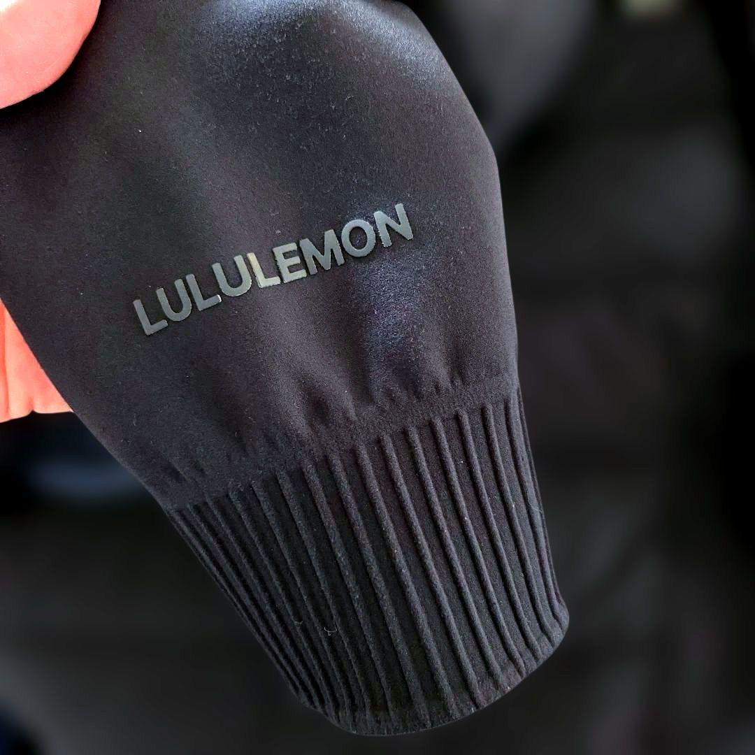 ルルレモン　 ダウン&アラウンド　軽量ダウンジャケット