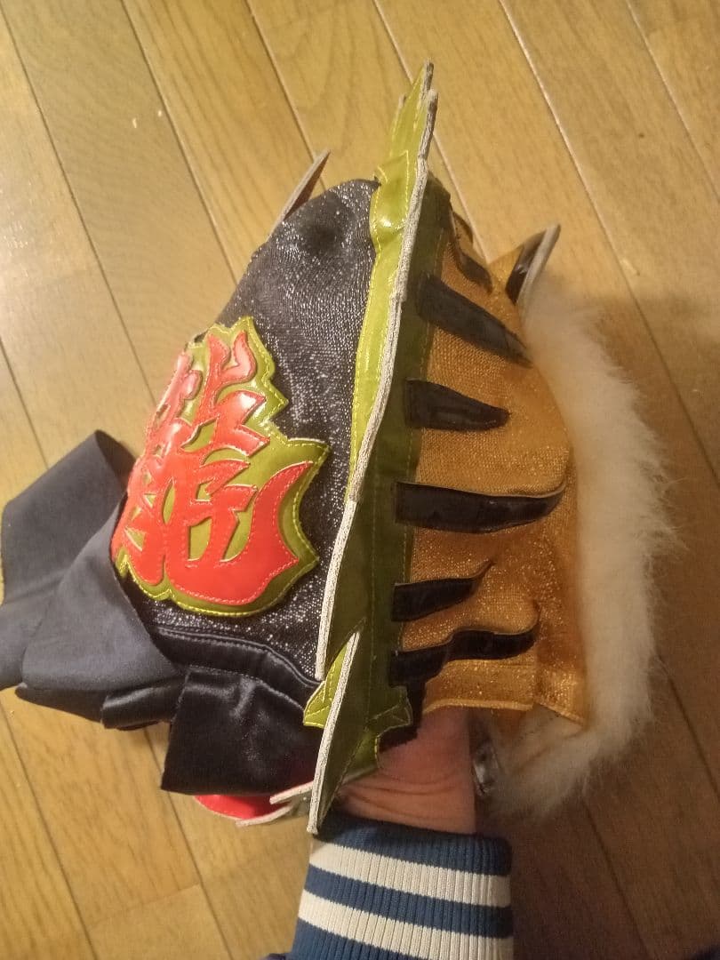 即決！ウルティモドラゴン&タイガーマスク ハーフ サイン入りプロレスマスク