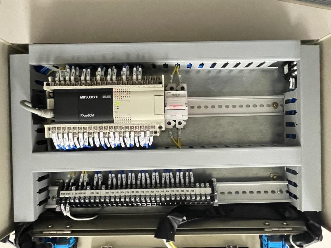 価格交渉歓迎！製作完了！電気工事業者用シーケンサー・タッチパネル 学習制御盤