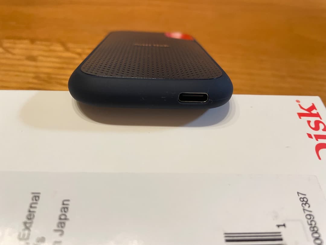 SanDisk SSD 外付け 8TB 読出最大1050MB/秒