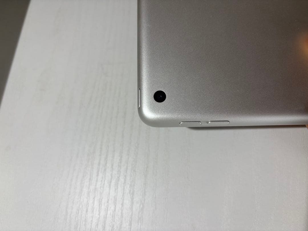 Apple iPad (第9世代) MK2L3J/A 【美品】64GB 箱付き