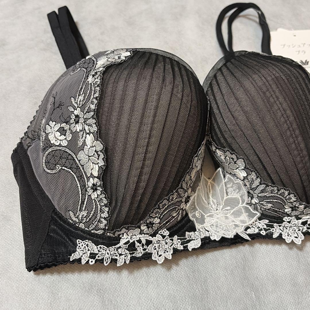 ワコール　パルファージュ　プッシュアップブラ＆ショーツ　G70　新品　匿名配送