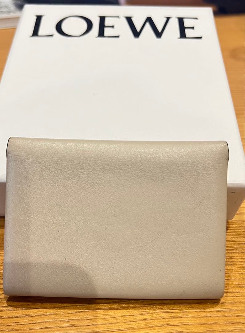 gmさま専用　 LOEWE ベージュ レザー 名刺入れ