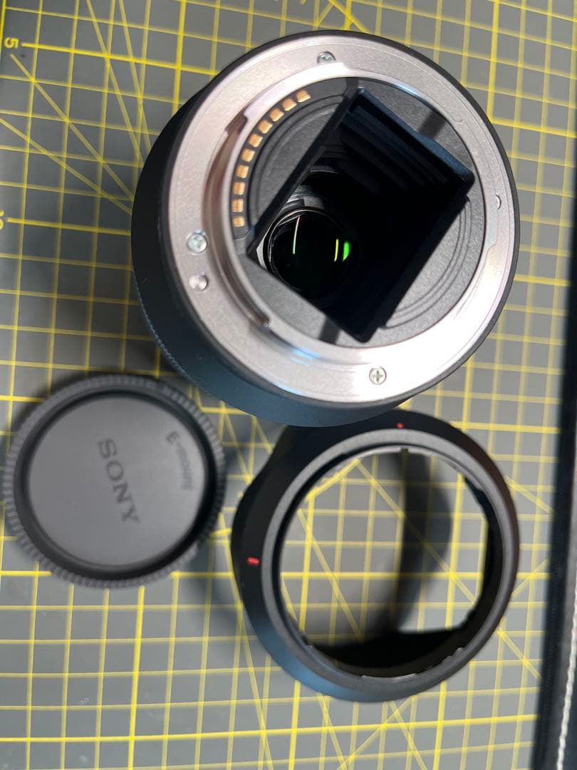 Sony SEL2870 28-70mm F3.5-5.6 ズームレンズ