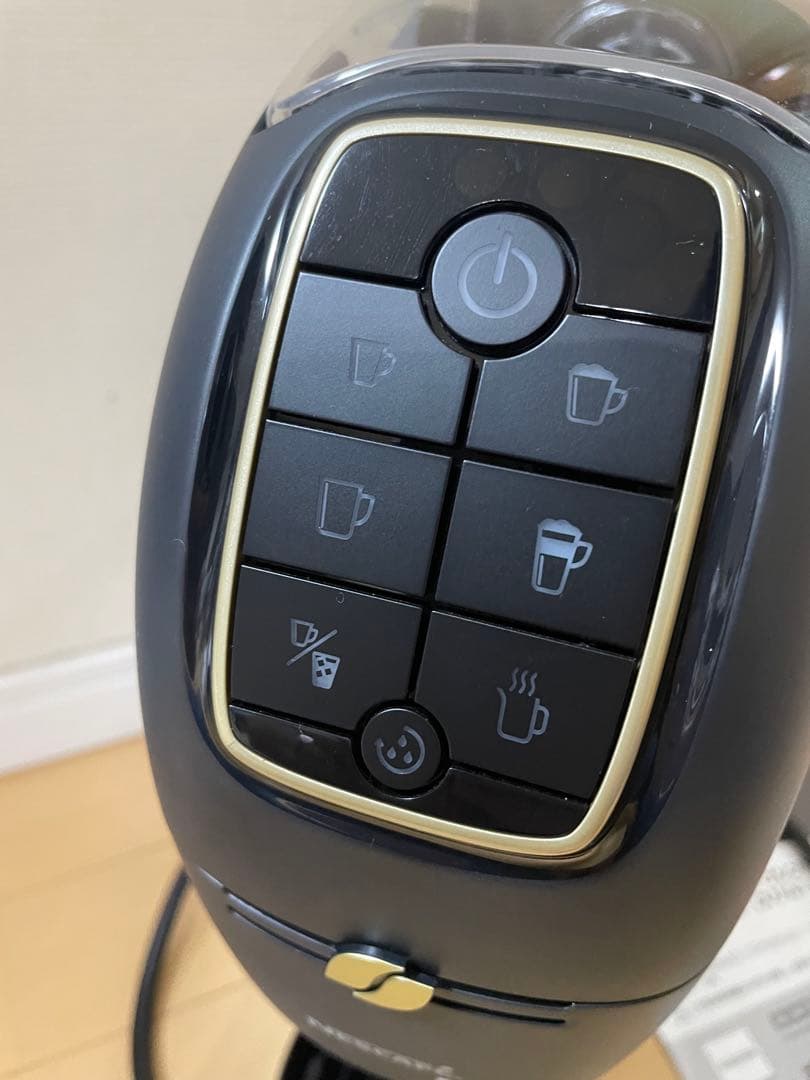 美品　ネスカフェ　バリスタ　スリム　HPM9640 ホワイト