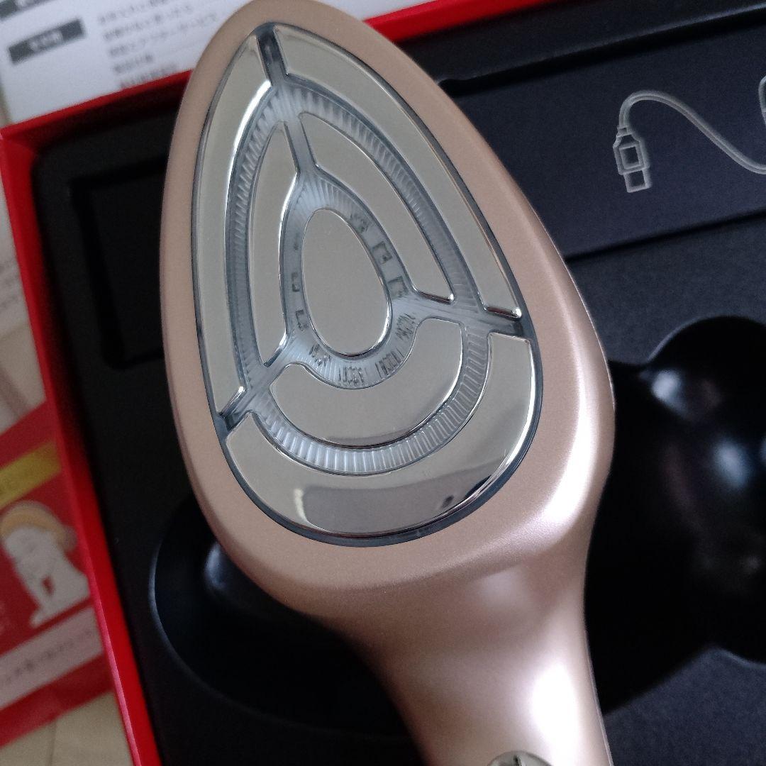 【美品】IKKOプロデュース MEラボンエクラ／美顔器