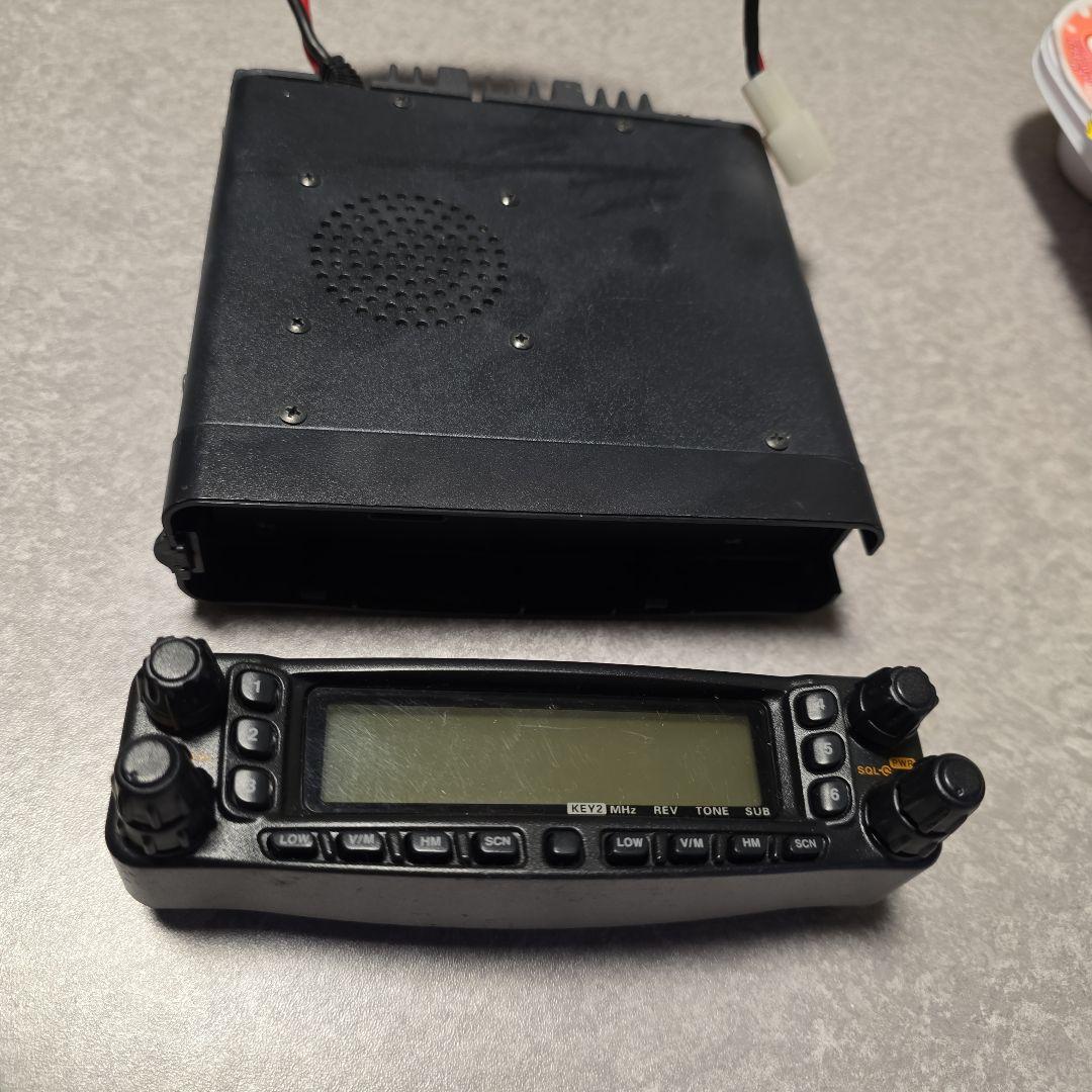 FT-8800 デュアルバンド トランシーバー セパレートケーブルキット付き