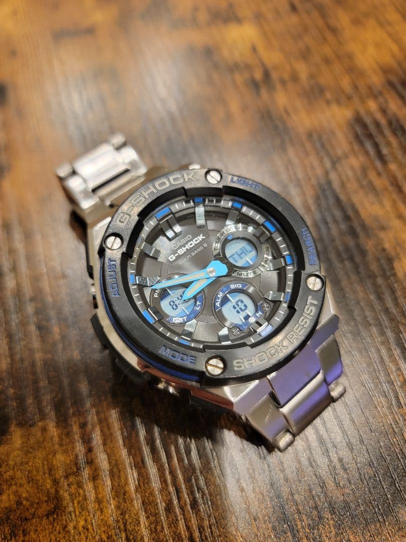 【値下げ】G-SHOCK G-STEEL GST-W100D-1A2JF ブルー