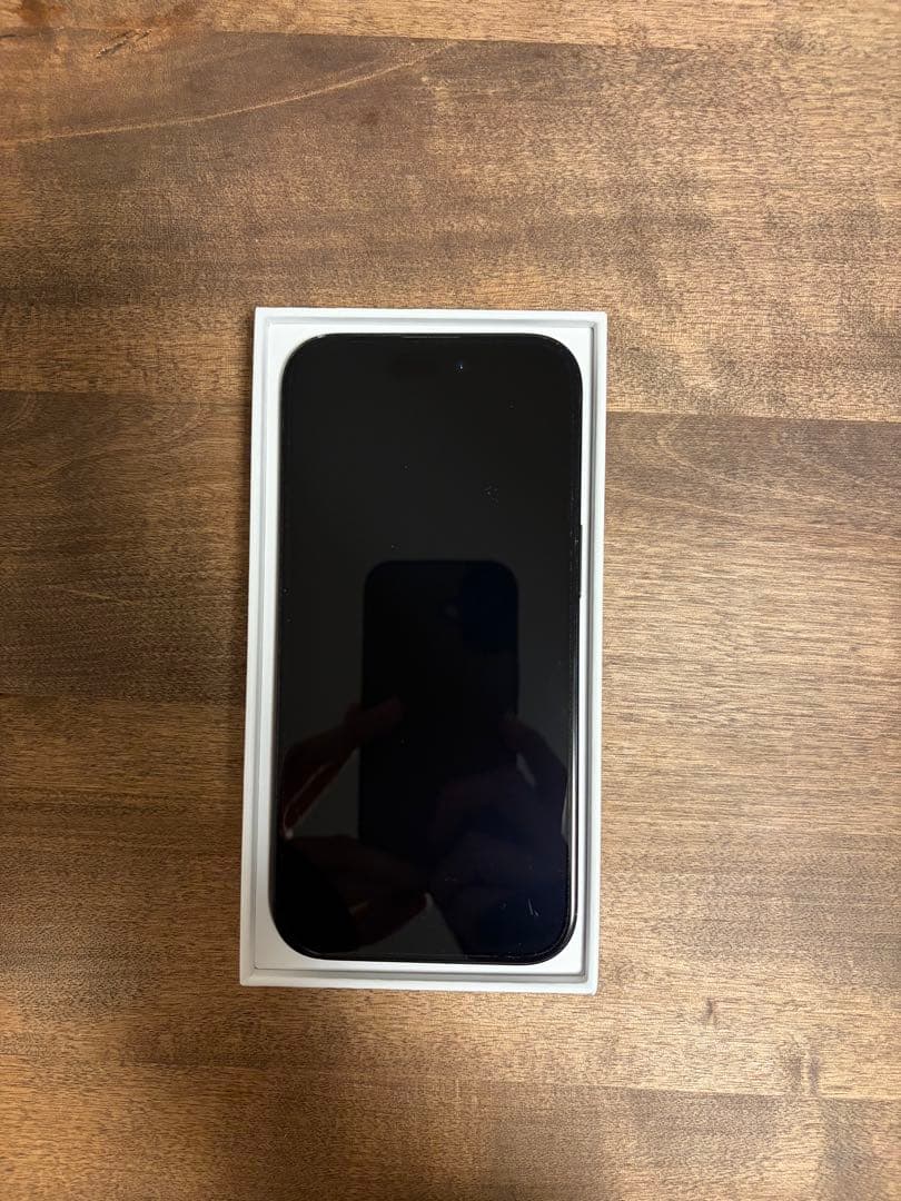 Apple iPhone 15 ブラック 本体 箱付き