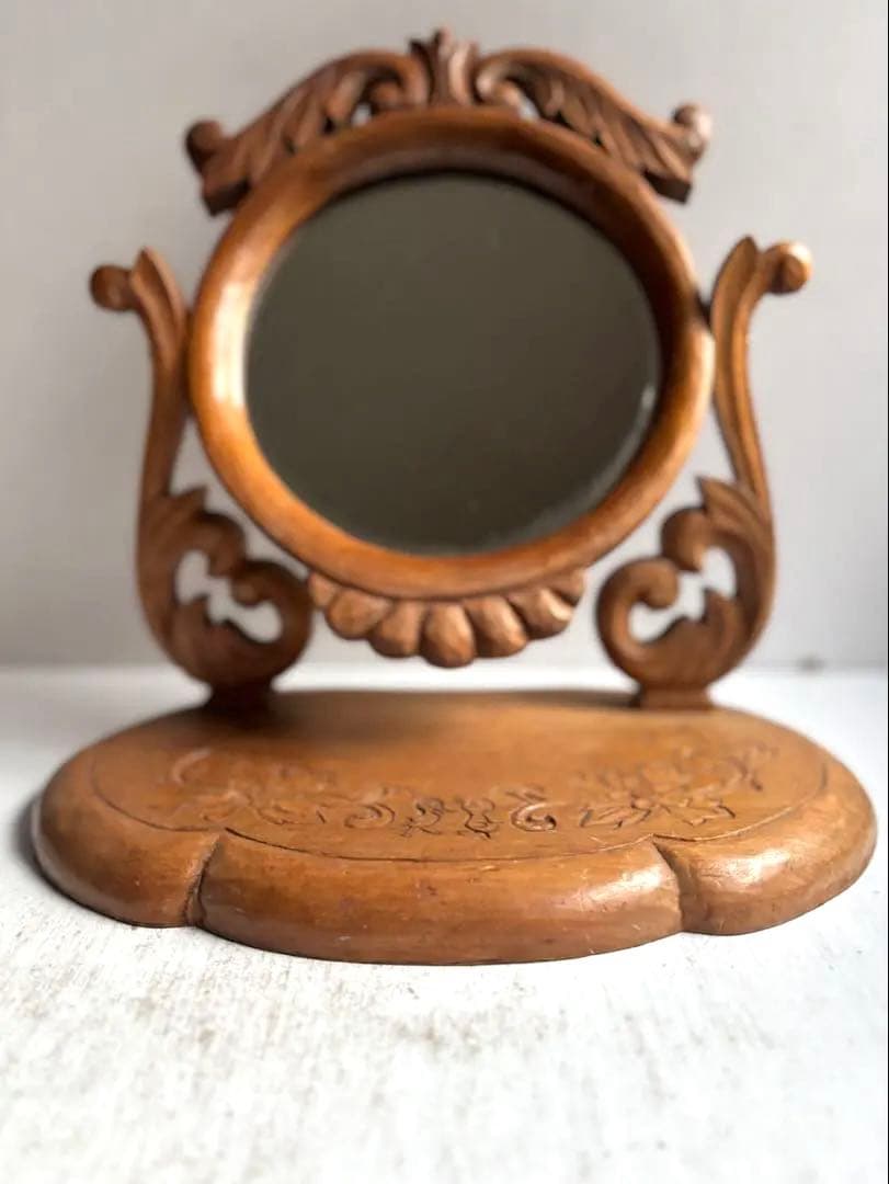 684 フランスアンティーク 木彫が美しい卓上鏡 鏡台 ミラー 蚤の市購入 パリ