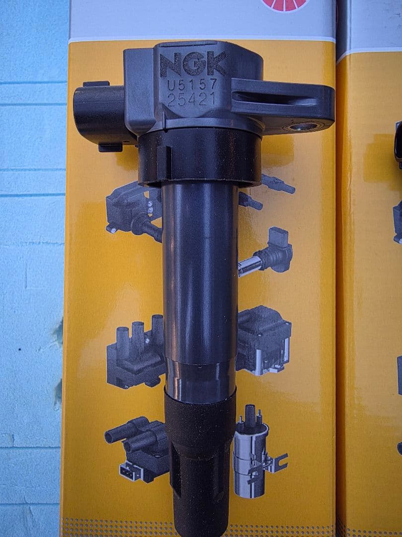 【新古品】(NGK) イグニッションコイル U5157 3本