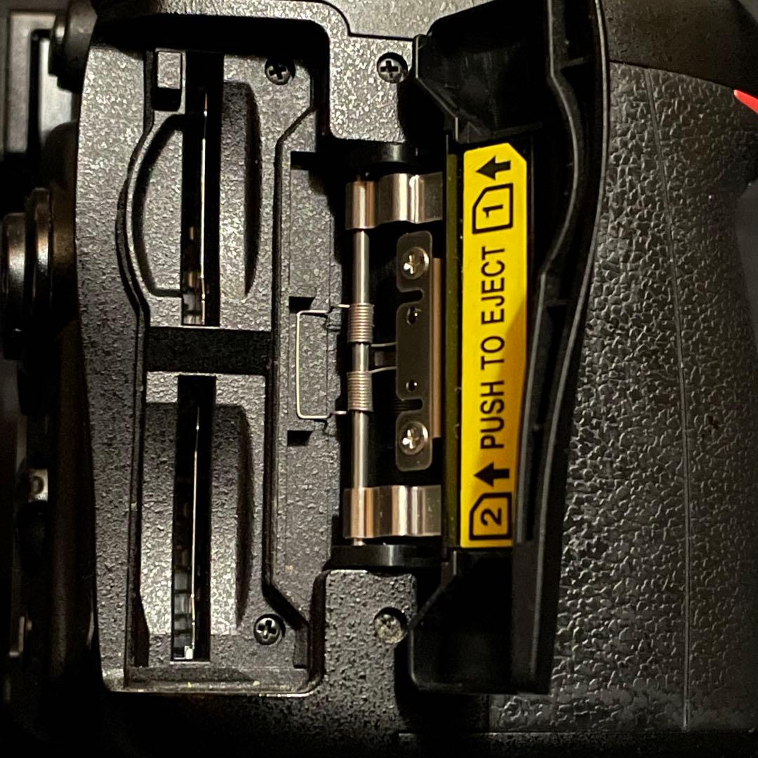 (中古優良品)Nikon D7100 18-105 VR レンズキット