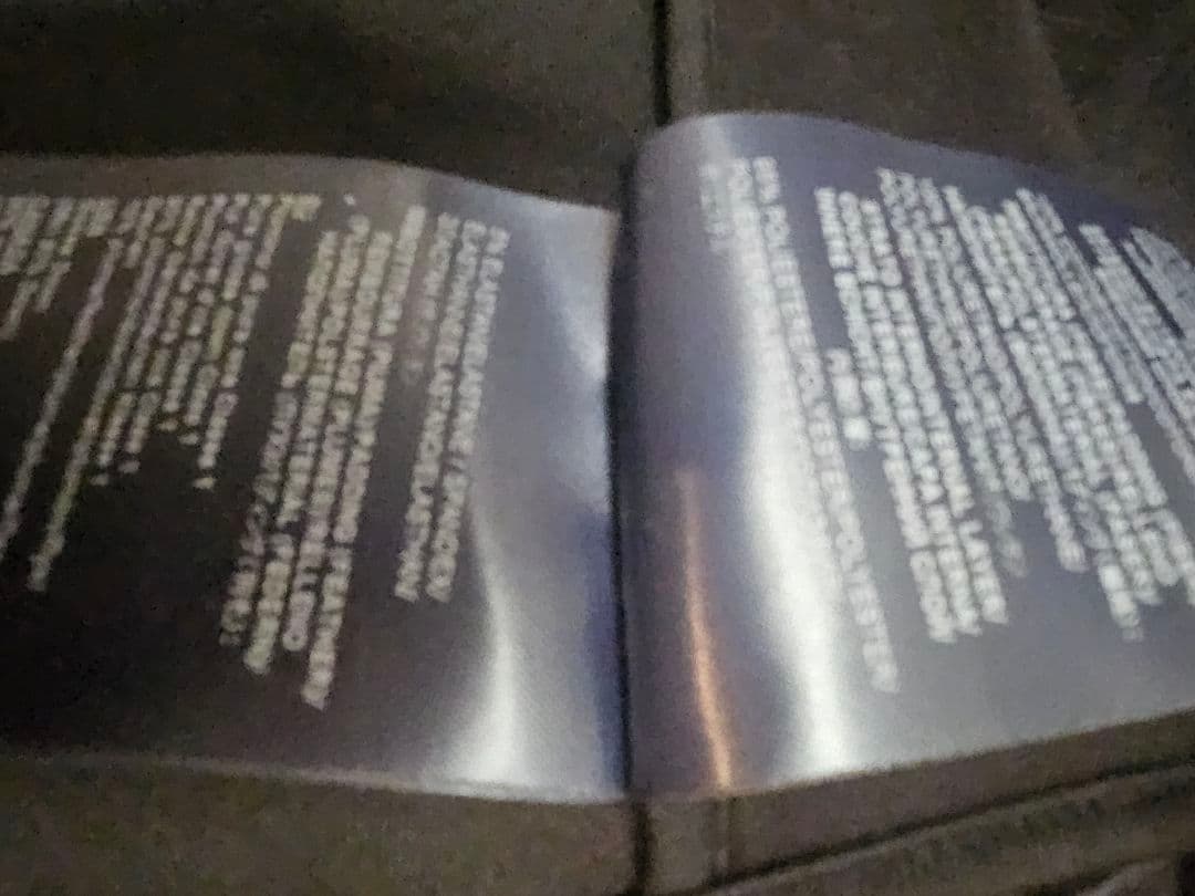 【新品未使用　2025年購入】HERNO フード付き 黒ダウンポンチョ