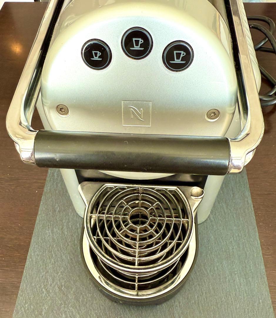 ネスプレッソ ZN100 業務用コーヒーマシーン ZENIUS