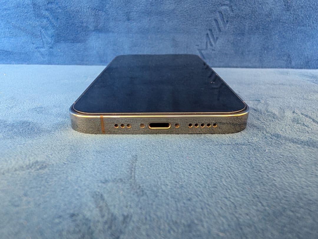 Apple iPhone13pro ゴールド　256GB モデル:A2636