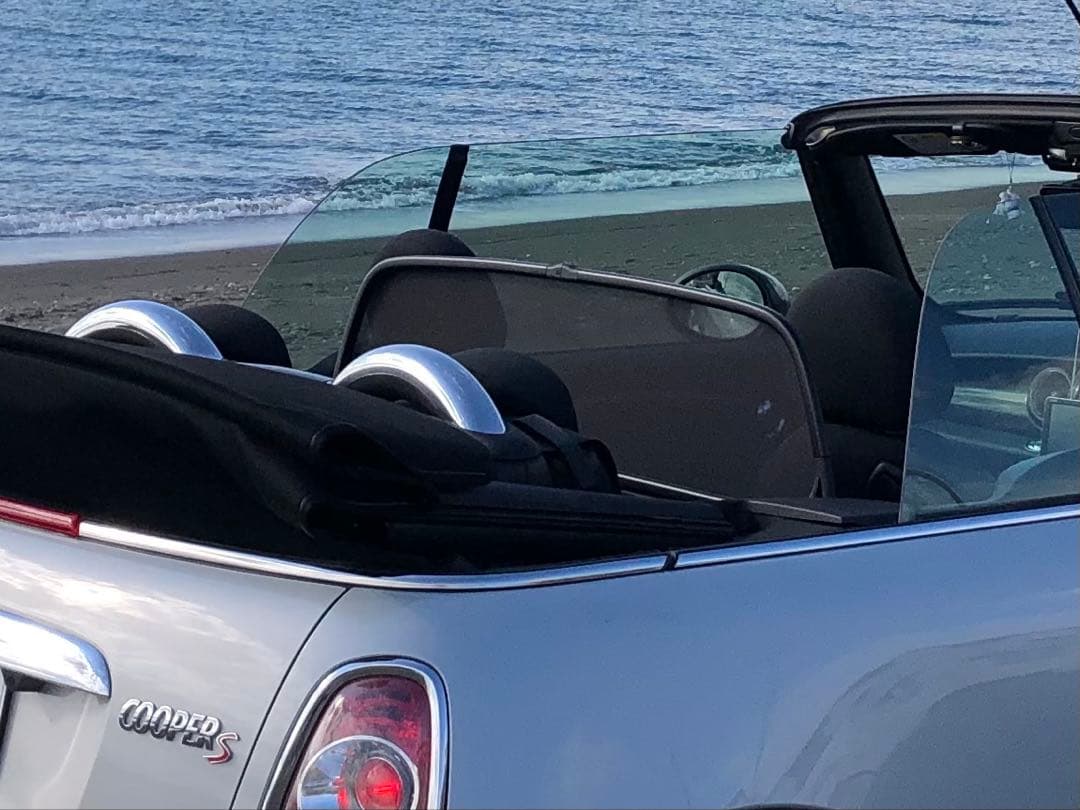 ミニクーパー　MINI R57 ウインドディフレクター　純正品