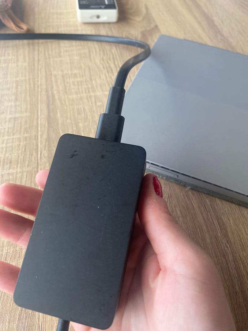 Microsoft Surface Pro 本体 充電器付き