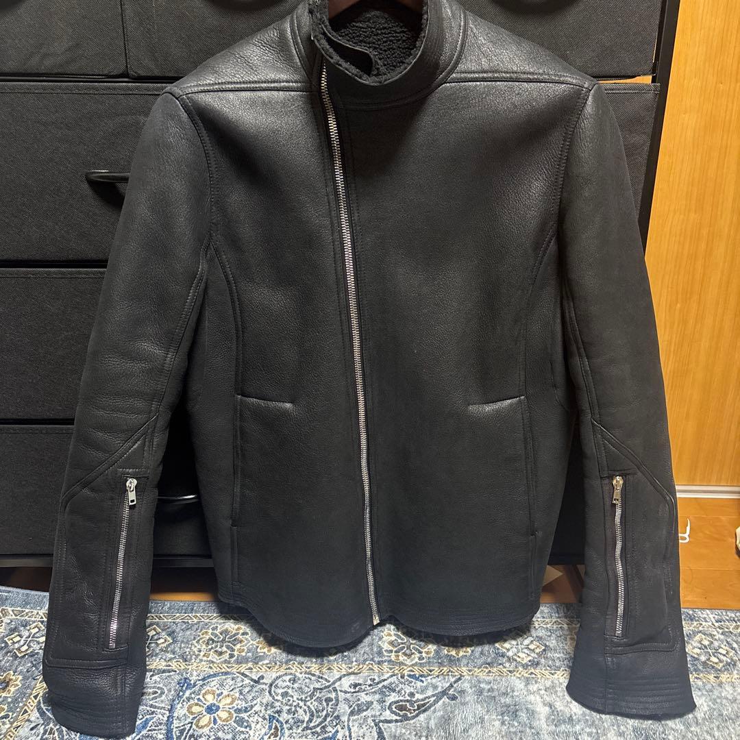 リックオウエンス ブラックラムスキン シャーリングジャケット　ブラック　黒
