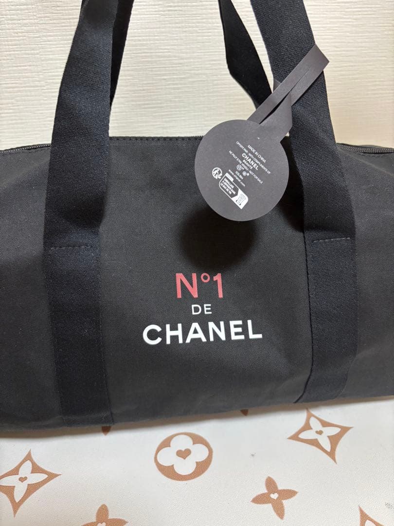 CHANEL ノベルティ N°1 DE CHANEL 黒　ボストンバッグ