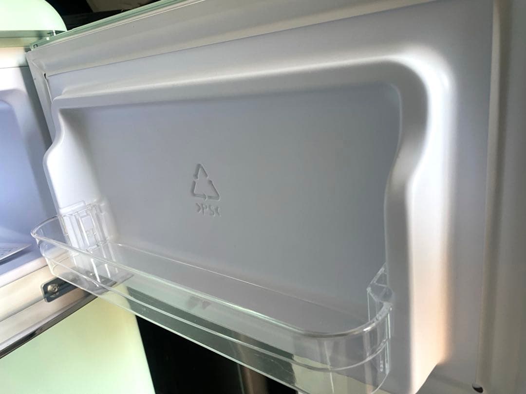 Manhattan　アイリスオーヤマ レトロ風 冷凍冷蔵庫 2022年製