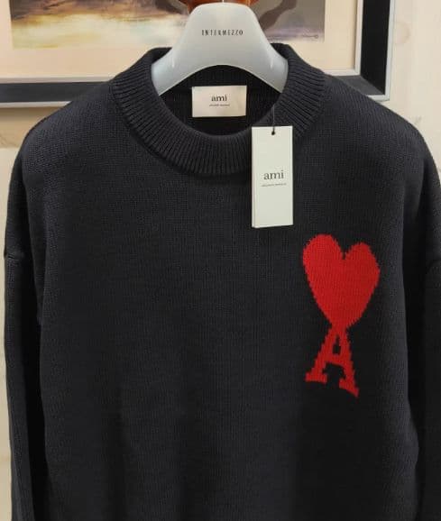 AMI PARIS ハート刺繍 クルーネックニットセーター ユニセックス