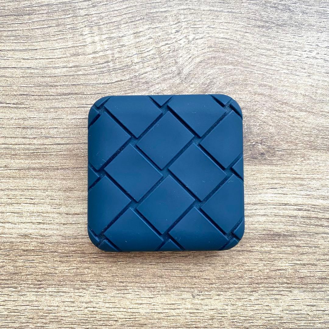 BOTTEGA VENETA ブラック ラバー ケース