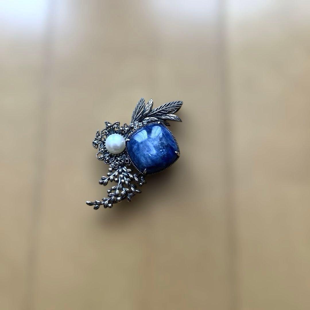 碌山　ブローチペンダント　ウィリアムモリス