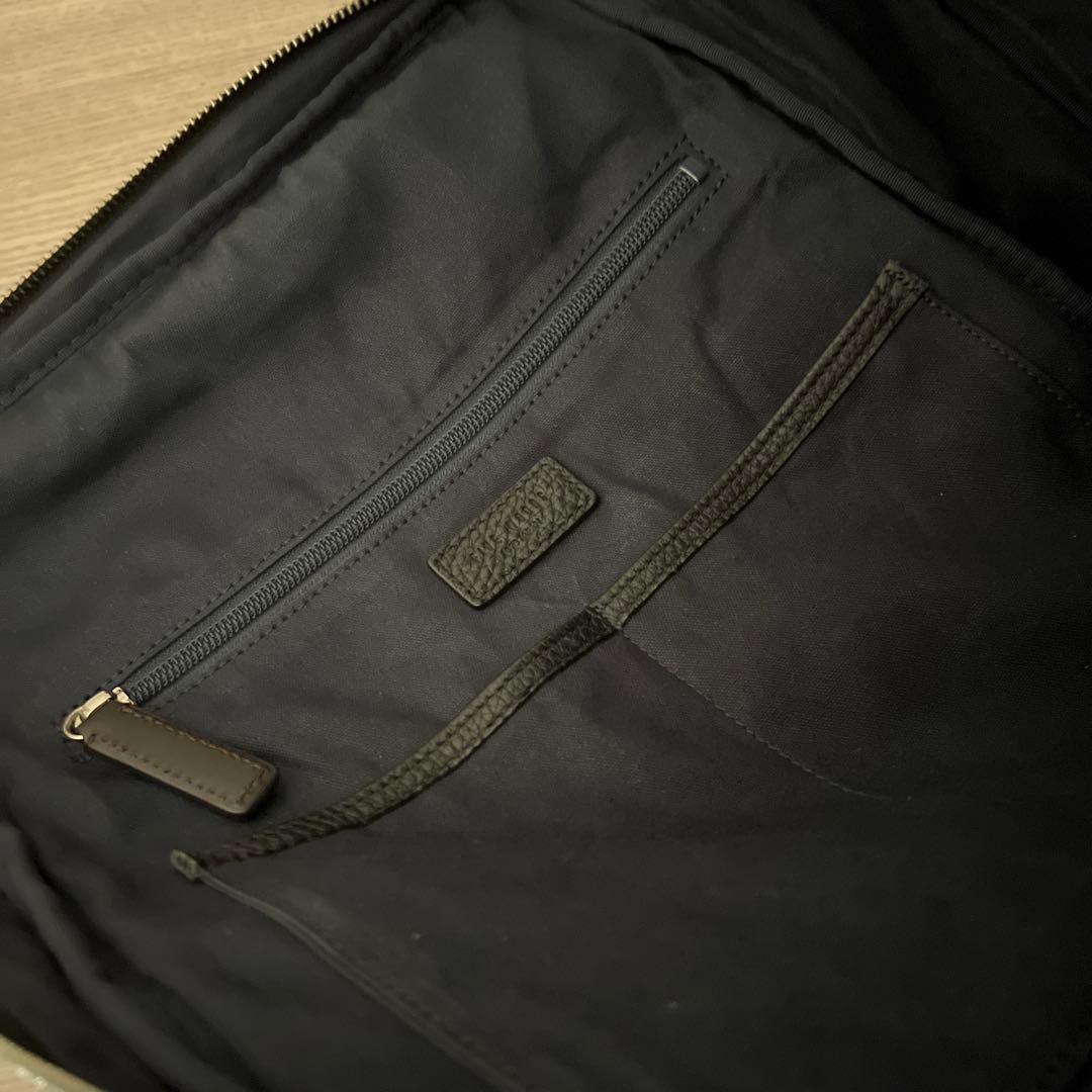 ✨とっても便利で大容量✨レザースリムバックパック！　ブラック