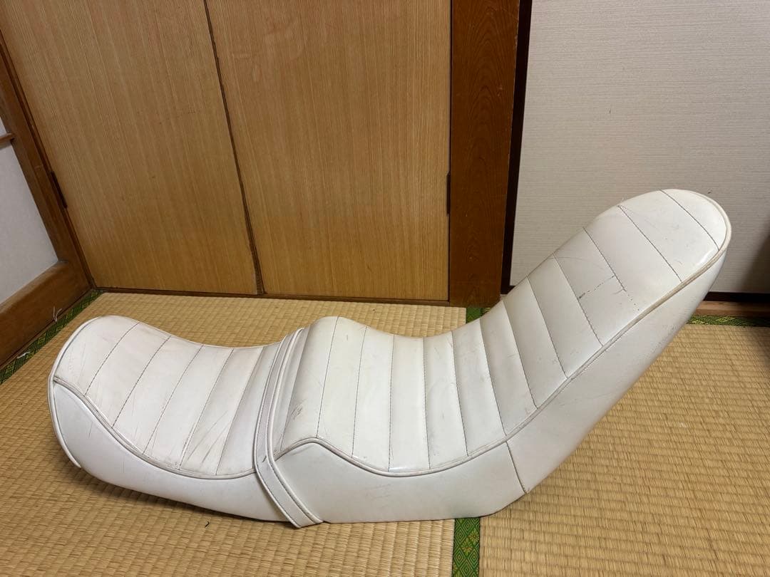 cbx400f 550f 三段シート　3段シート