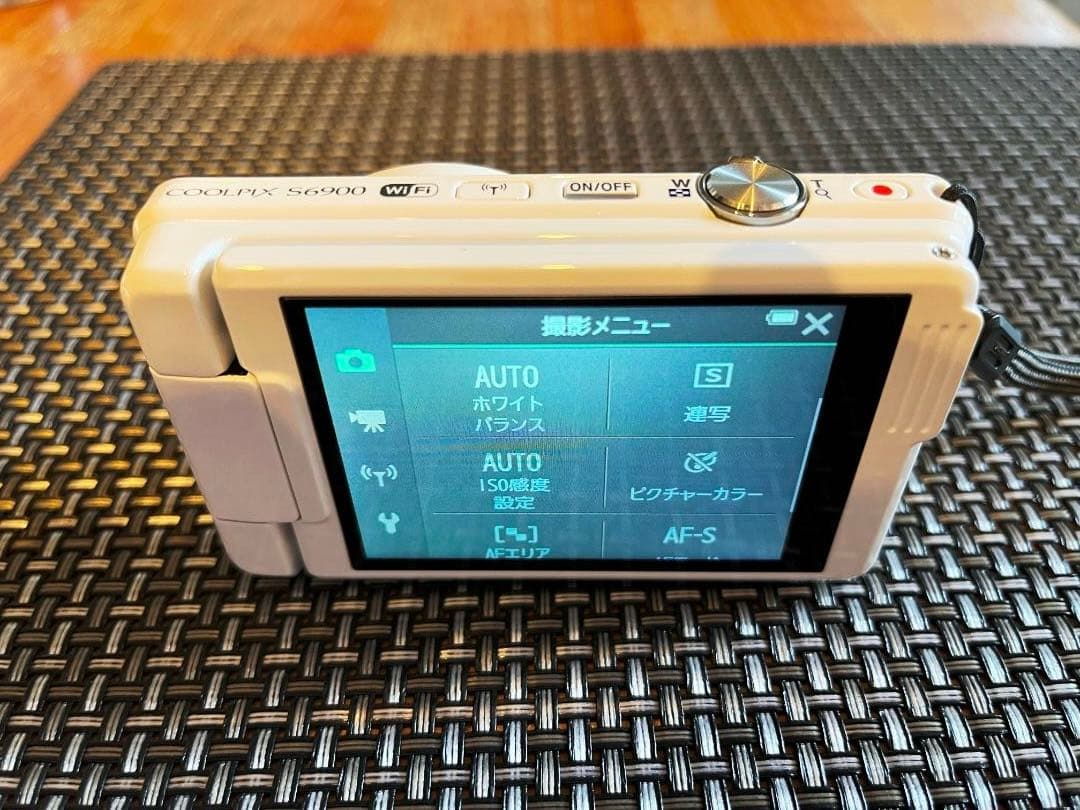 NIKON ニコン COOLPIX S6900 ホワイト 動作確認済み