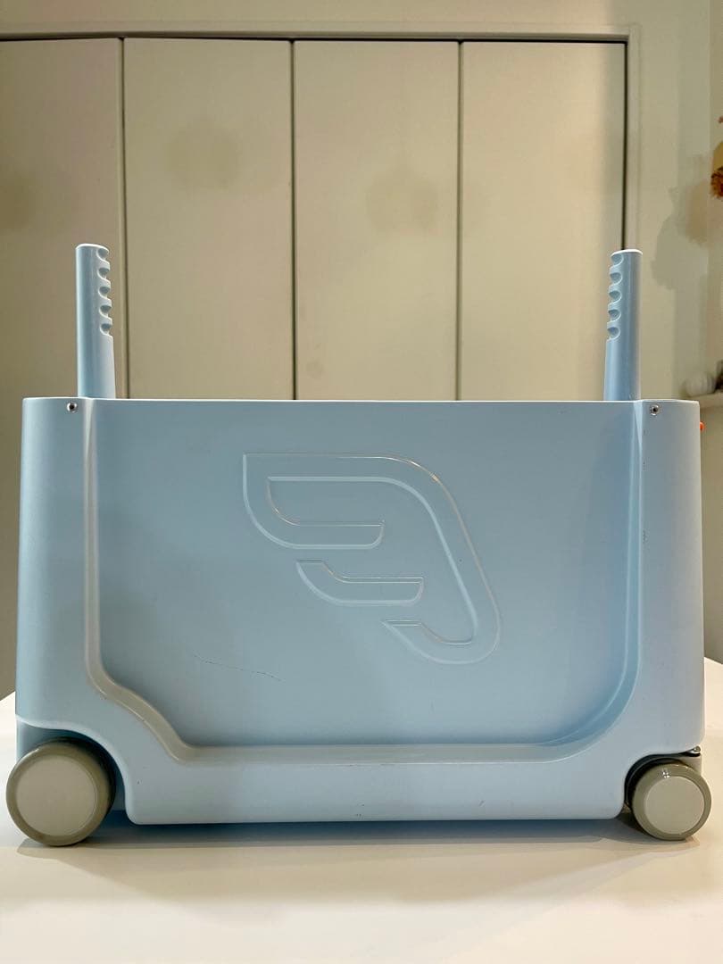 美品　ストッケ ジェットキッズ 乗れるトランク キッズトランク 持ち運びベッド