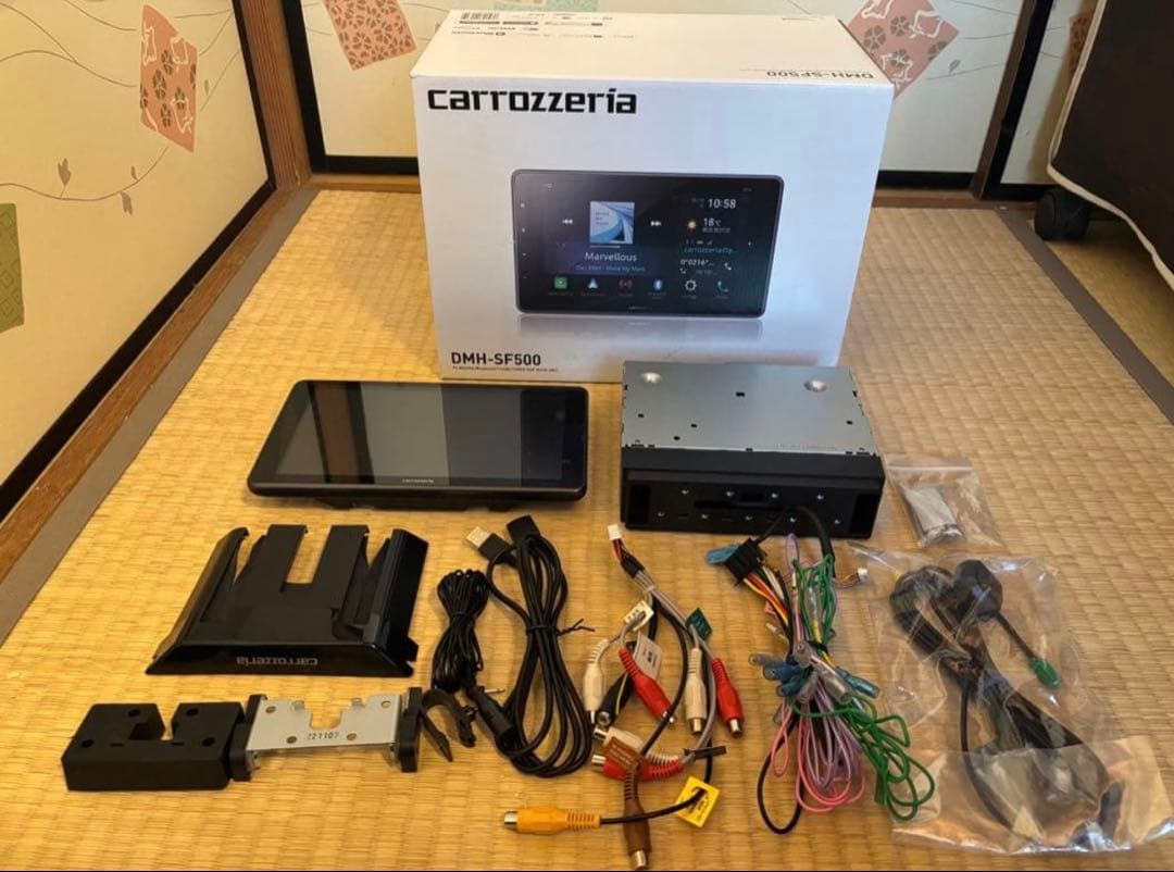 carrozzeria DMH-SF500 ディスプレイオーディオ