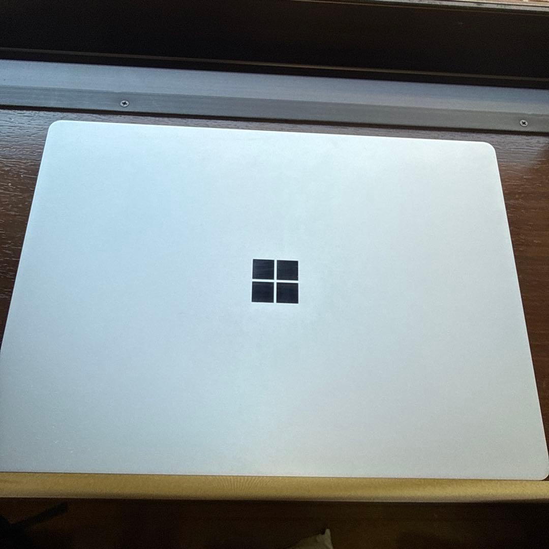 Surface Laptop第一世代 i5-7200U 4GB 128GB