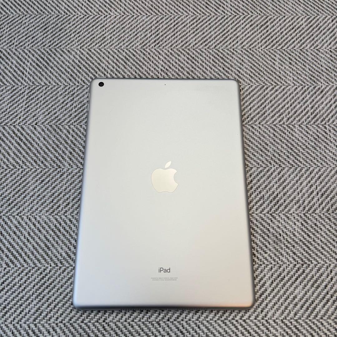 iPad 第9世代 シルバー 64GB WiFi