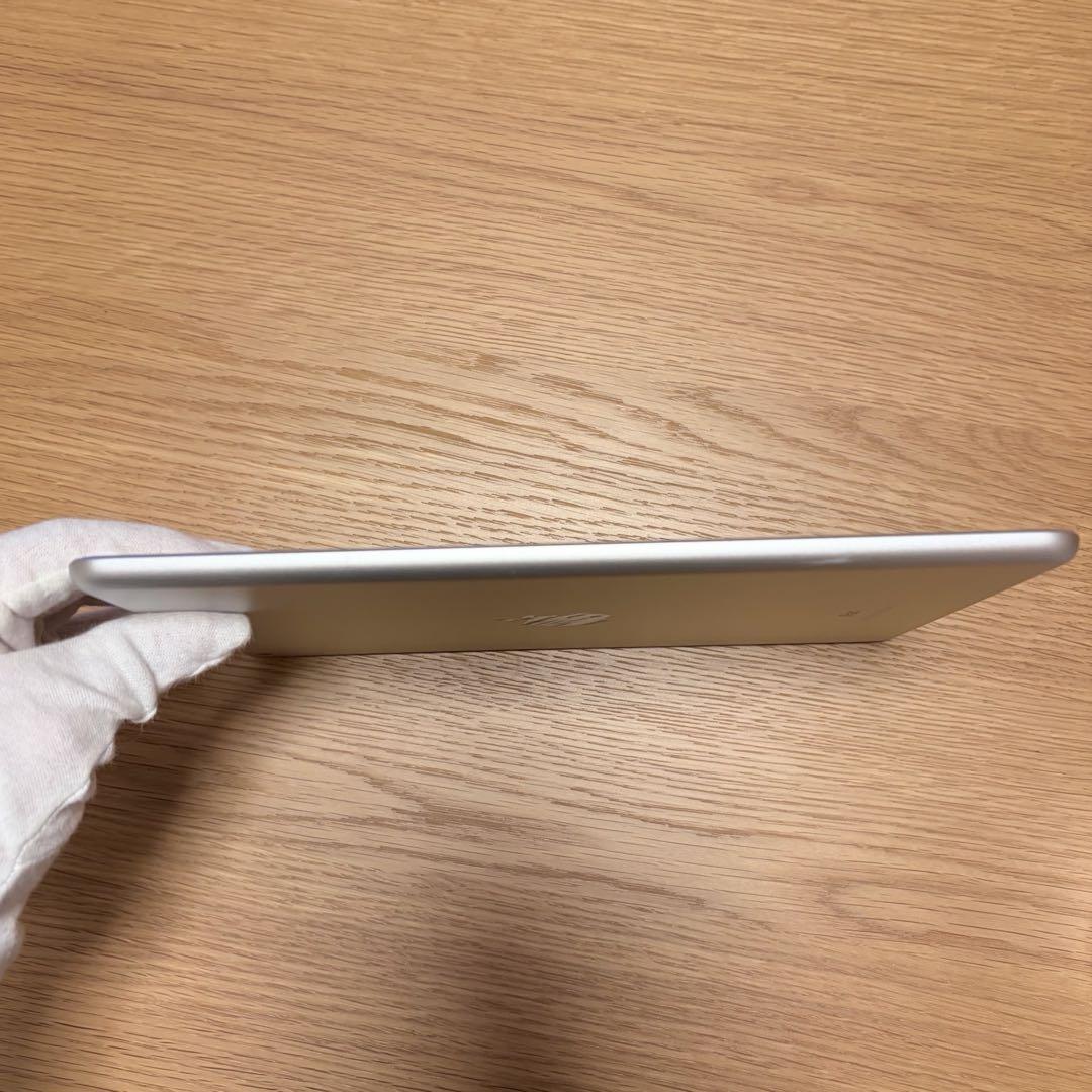 iPad 第六世代 32GB 【ケース・フィルム付き】
