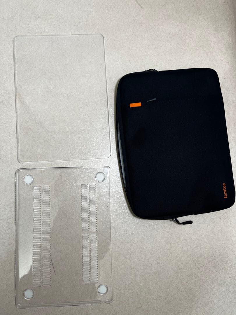 【美品】MacBook Air M2 13インチ 8GB/256GB