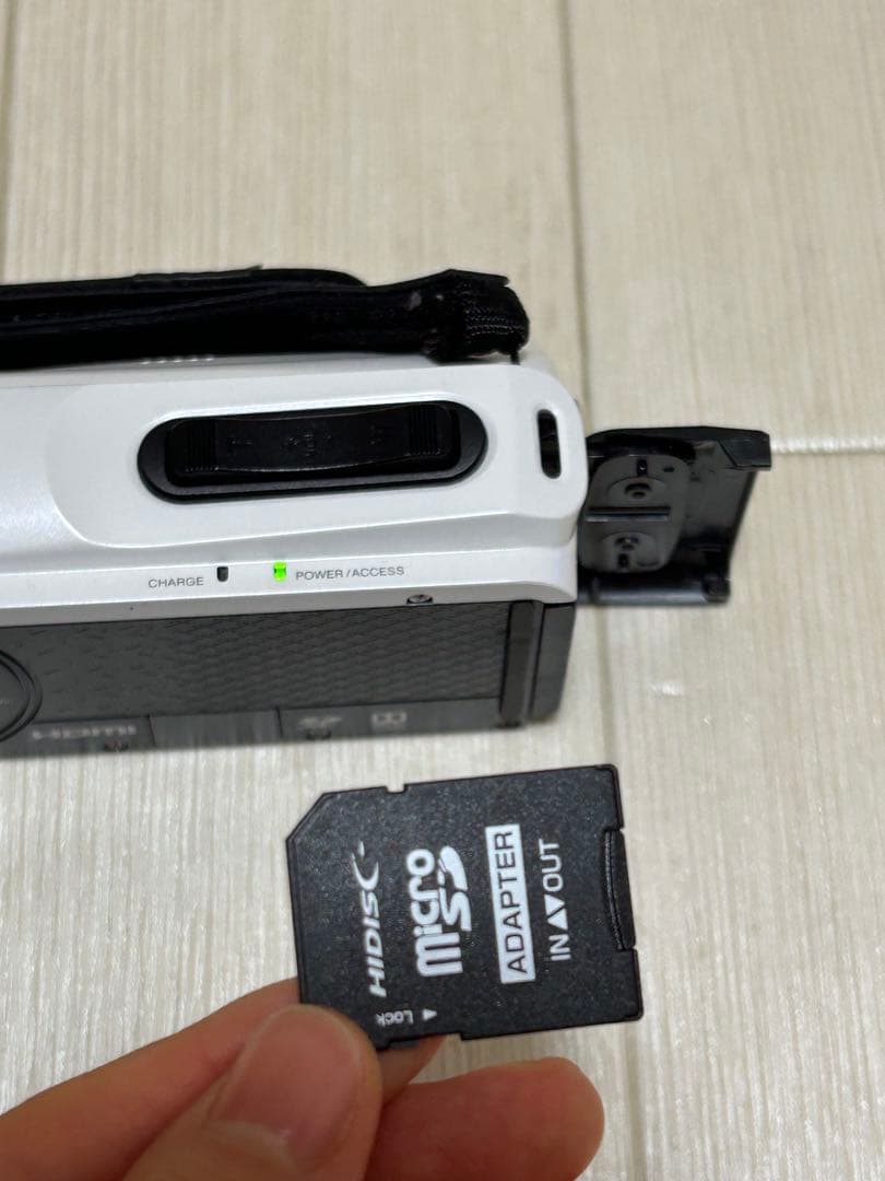 JVC Everio FULL HD ビデオカメラ