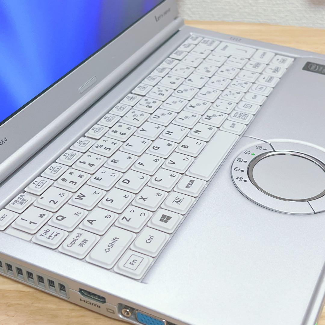 美品、高速SSD、メモリ8 G、コアi5、win11、オフィス2021、イラレ