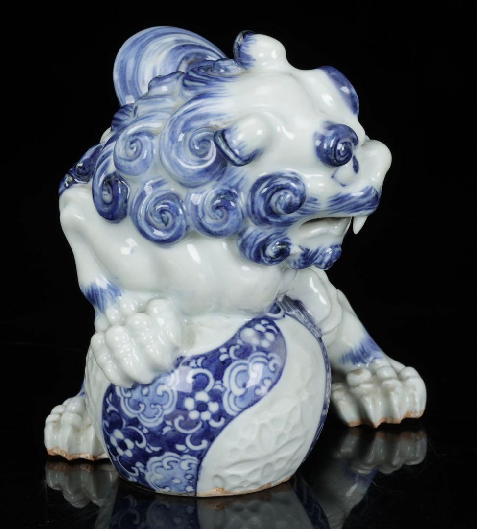 古美術　古平戸　平戸焼　染付　玉獅子　獅子　唐獅子　狛犬　縁起物　置物