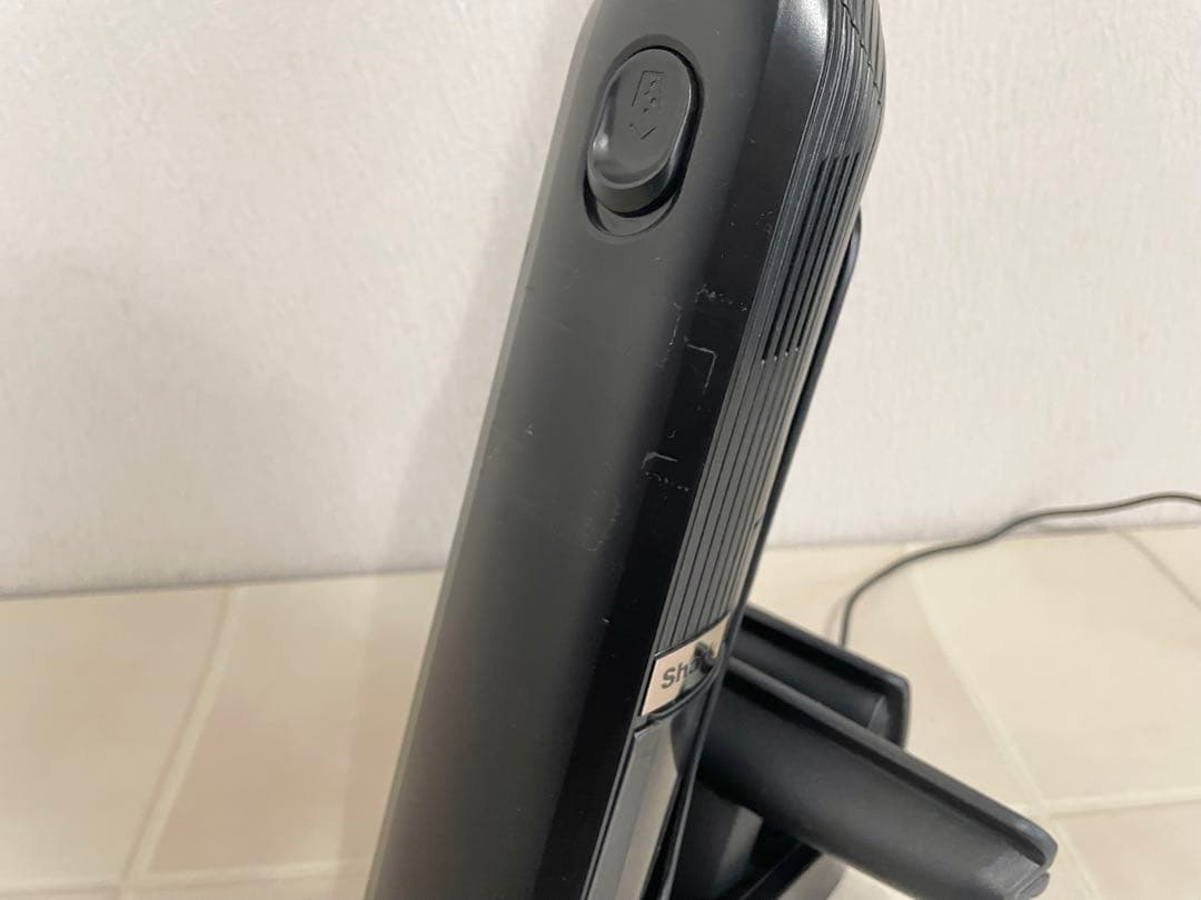 【Shark】充電式ハンディクリーナーW25(EV270J)