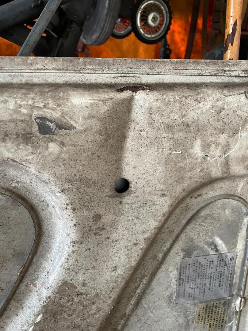 お宝発見希少 スカイライン、ケンメリ、ボンネット、GTR、レストアモール付き