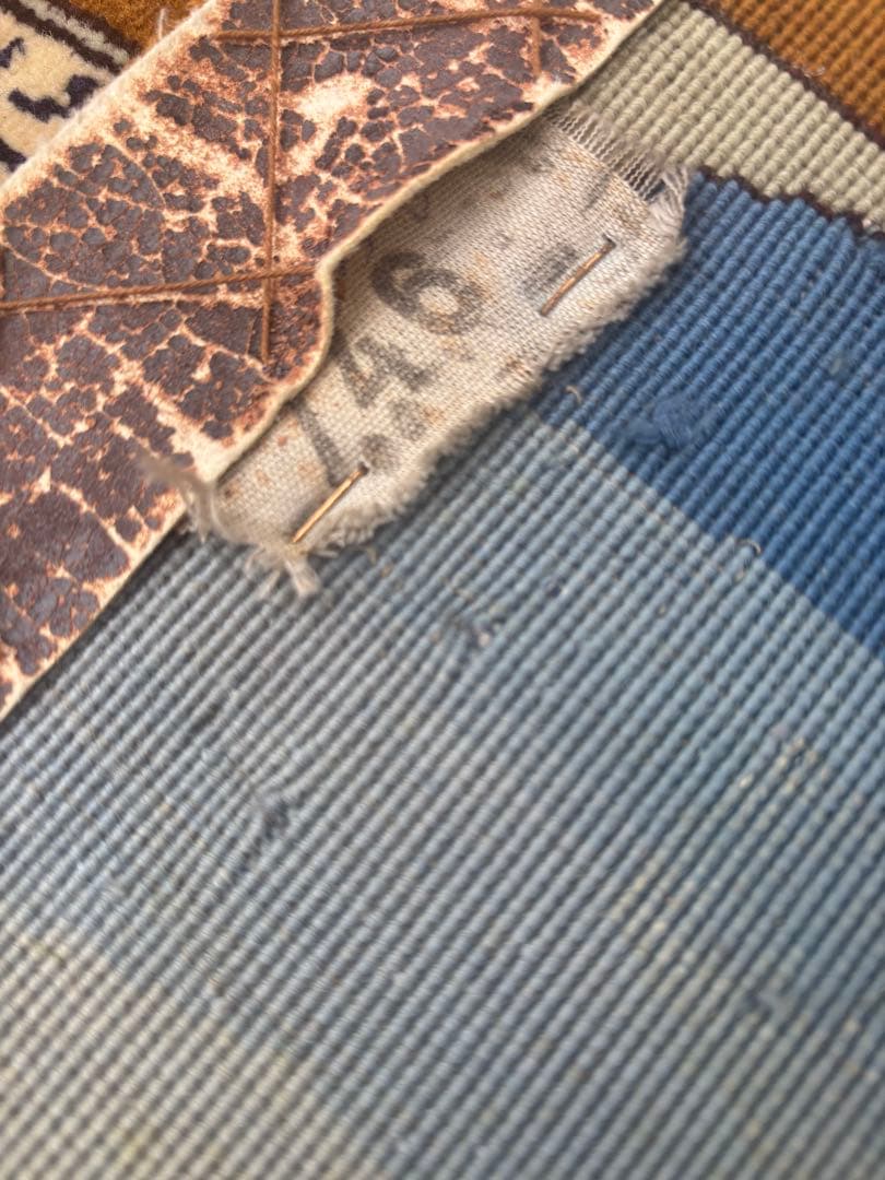 【レア柄・格安】ペルシャ絨毯　大判　手織り　パキスタン　タブリーズ