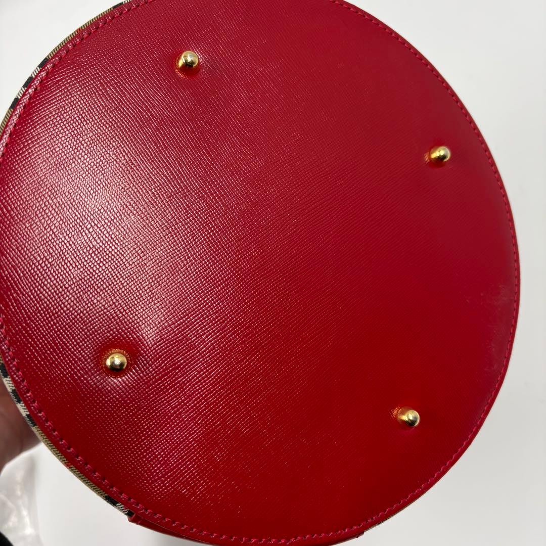 美品【BURBERRY】バニティバッグ ノバチェック レッド シャドーホース