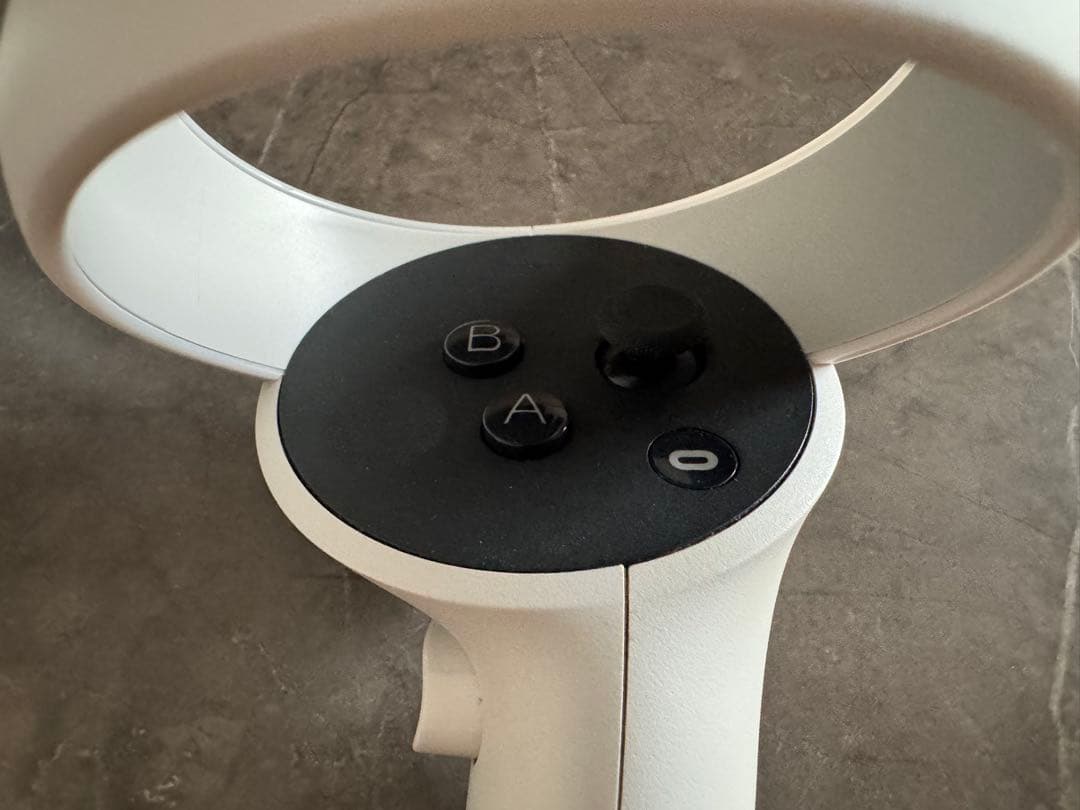   Quest 2 64GB(Linkケーブル、乾電池付属)