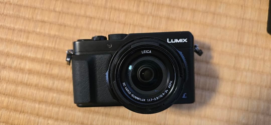 Panasonic LX100 ブラック｜バッテリー2個・充電器2個・ケース付