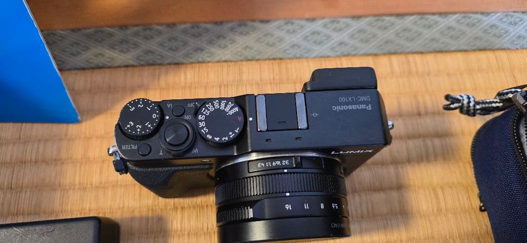 Panasonic LX100 ブラック｜バッテリー2個・充電器2個・ケース付