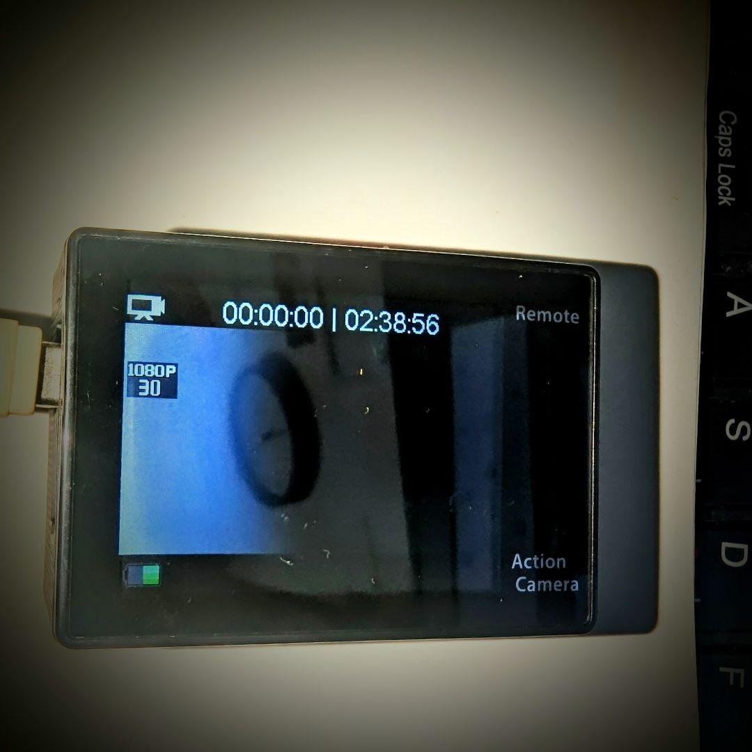 送料込み　アクションカメラ　ウェアラブルカメラ　スポーツカム　付属品フルセット