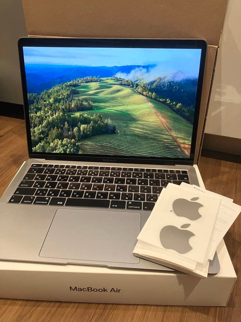 【美品】Apple MacBook Air 13インチ 日本語キーボード