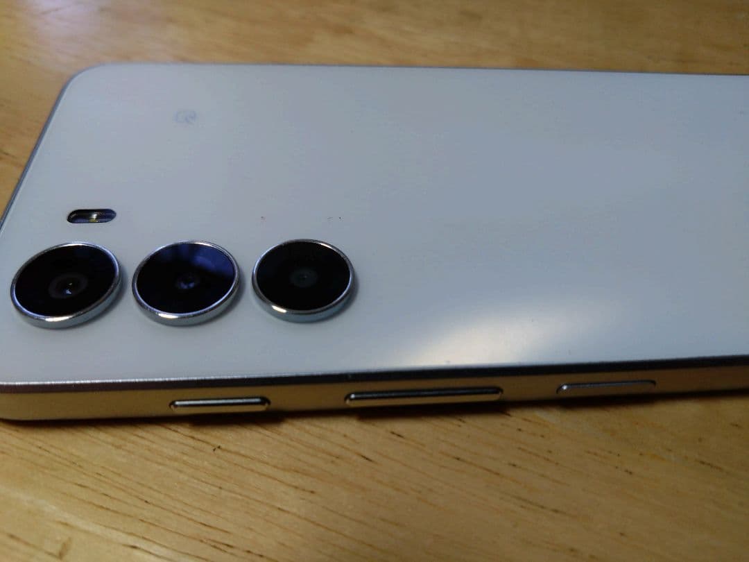 nubia S 5g ホワイト